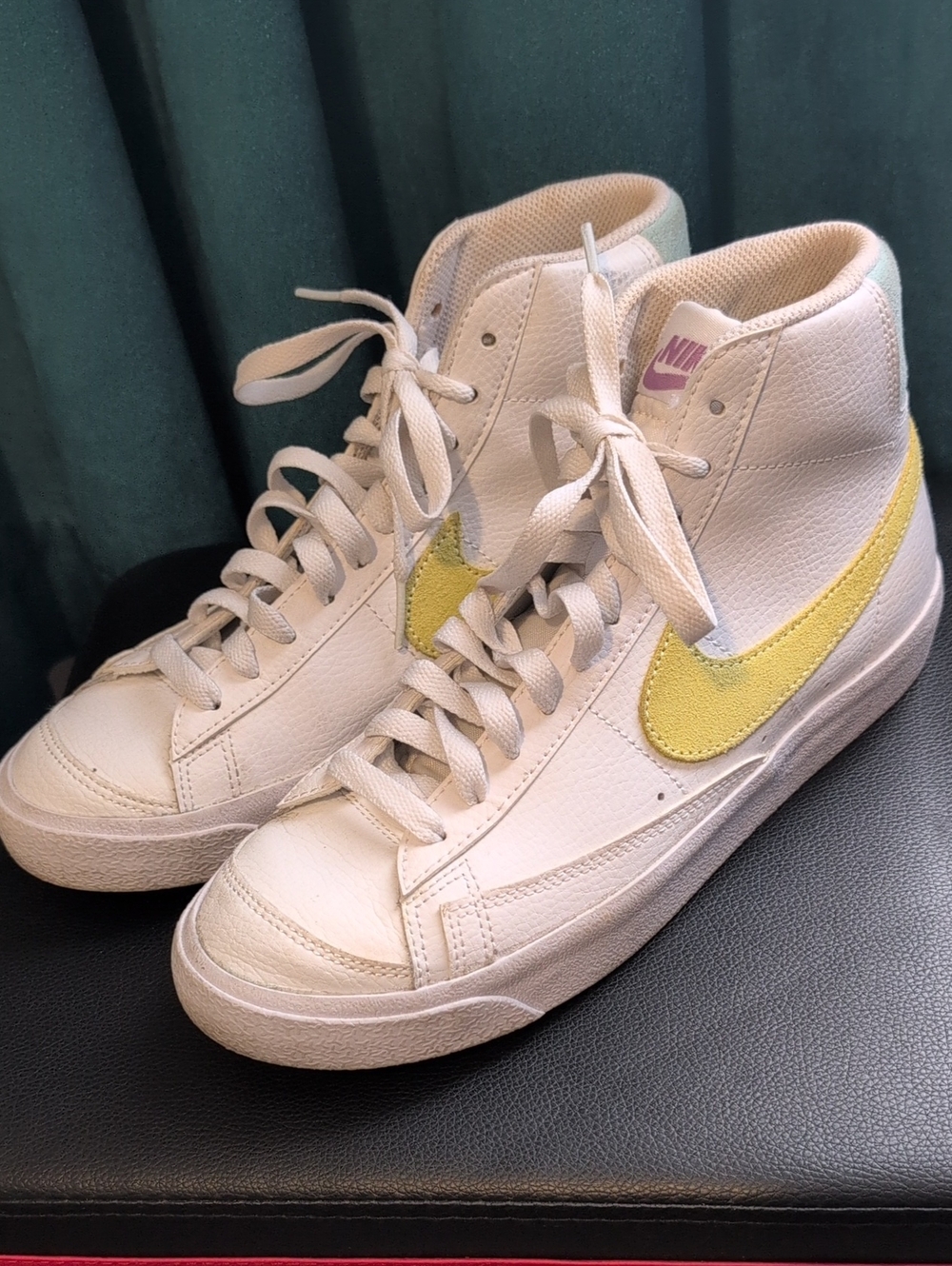 Nike Blazer Mid '77